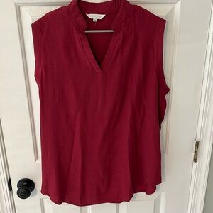 Amaryllis (1x) cranberry sleeveless top